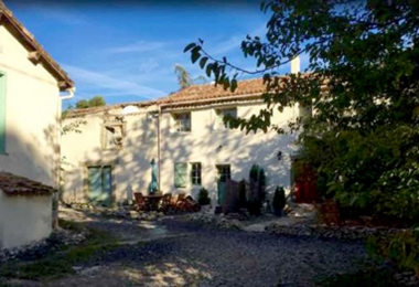 Maison de charme avec 2 gîtes et 2 chambres d#qhôtes