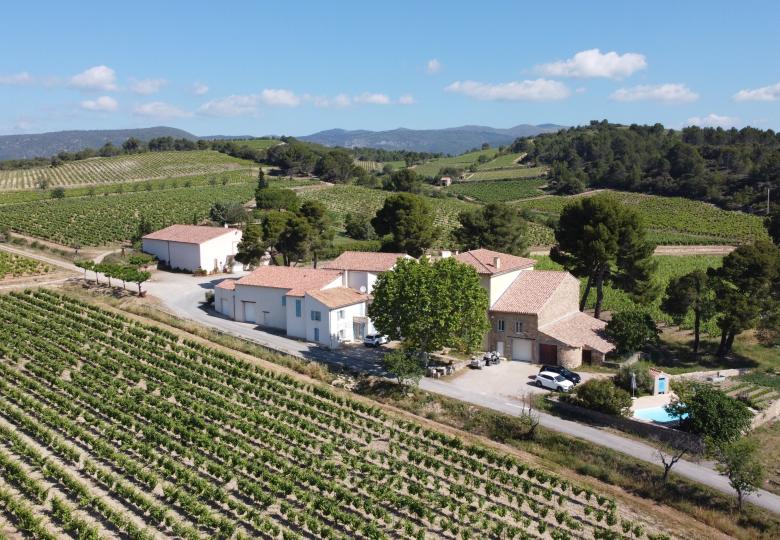 Bâtiment domaine viticole bio Hérault