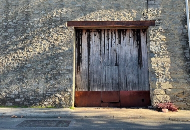 Façade du domaine viticole dans l#qHérault