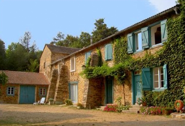 Vue de la cour avant restauration