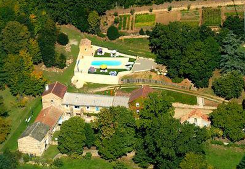 Ferme restaurée vue du ciel