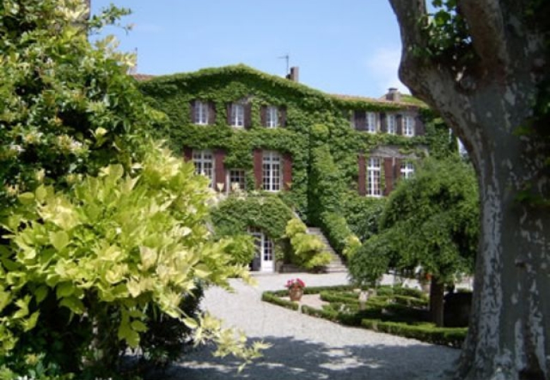 Languedoc Roussillon CHATEAU DE PRESTIGE 